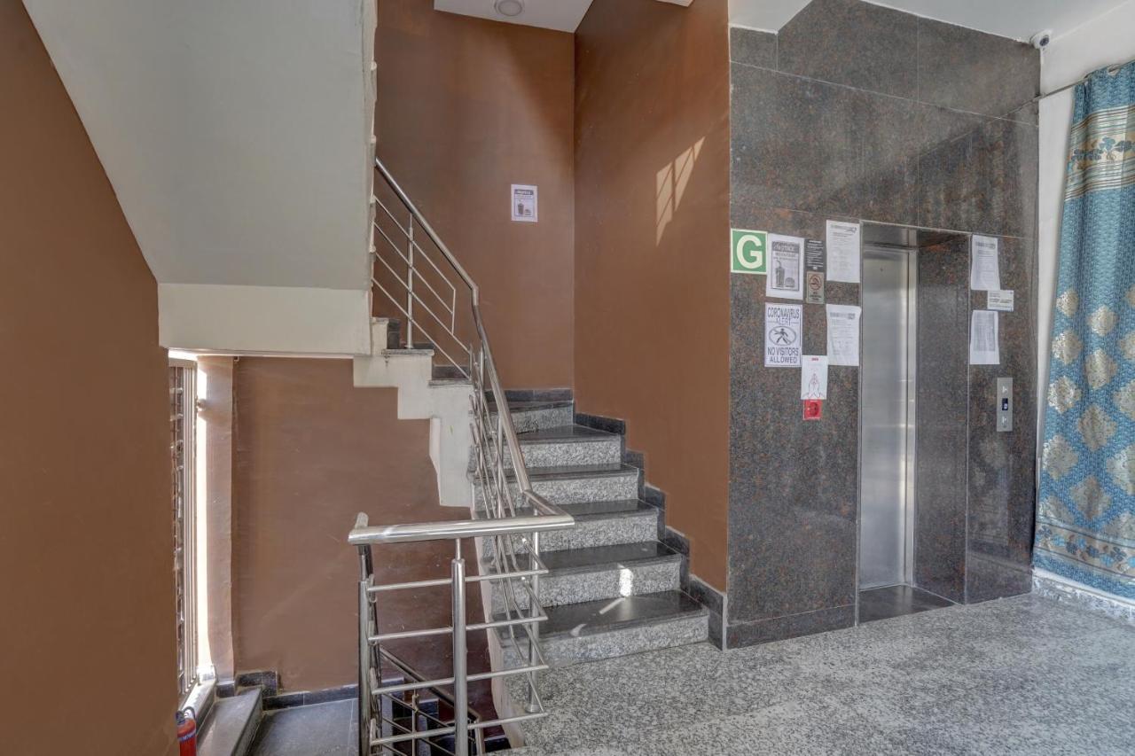 Oyo 78981 The Diamond Nest Νόιντα Εξωτερικό φωτογραφία